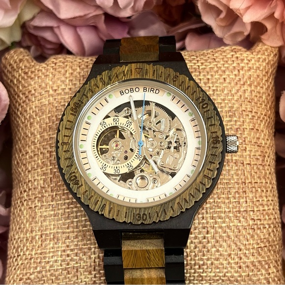 Luxury 100% Handmade Ebony and Sandalwood Automatic Kinetic Skeleton Watch - Picture 10 of 16